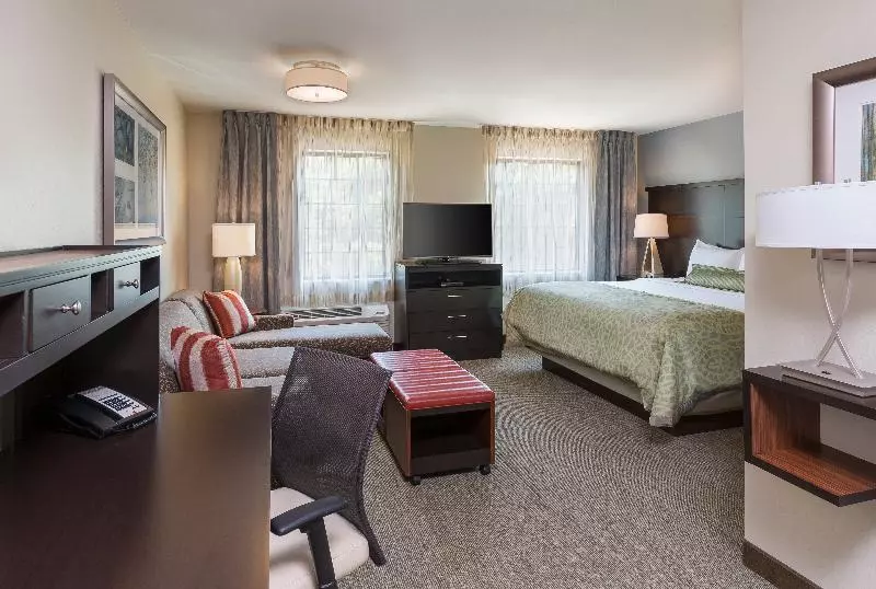 スタンダードルーム, Staybridge Suites Canton, An Ihg