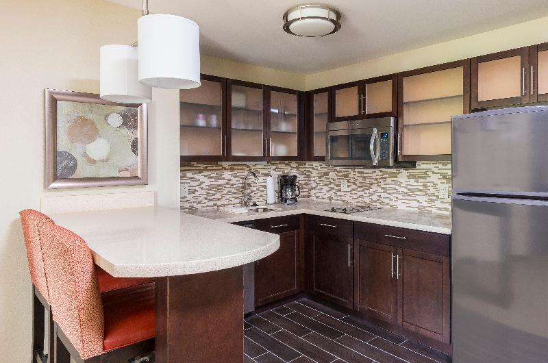 Люкс Кровать Кинг, Staybridge Suites Canton, An Ihg