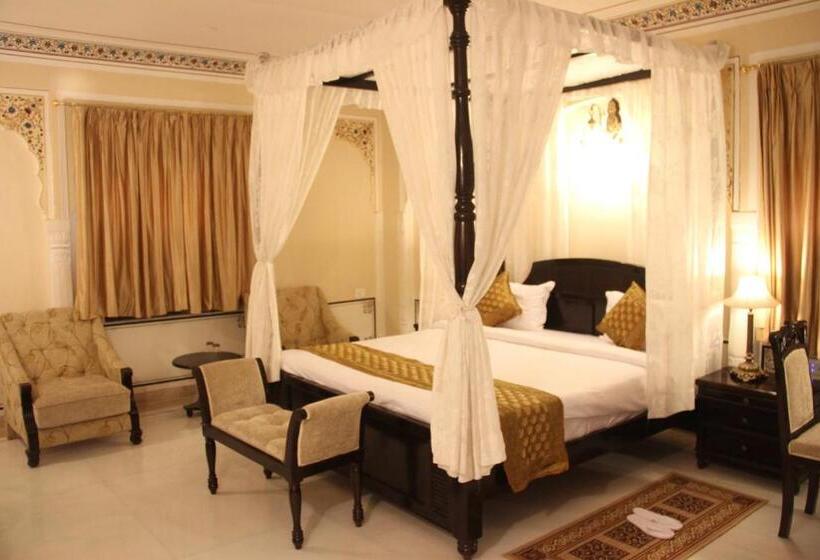 Номер Премиум, Welcomheritage Traditional Haveli