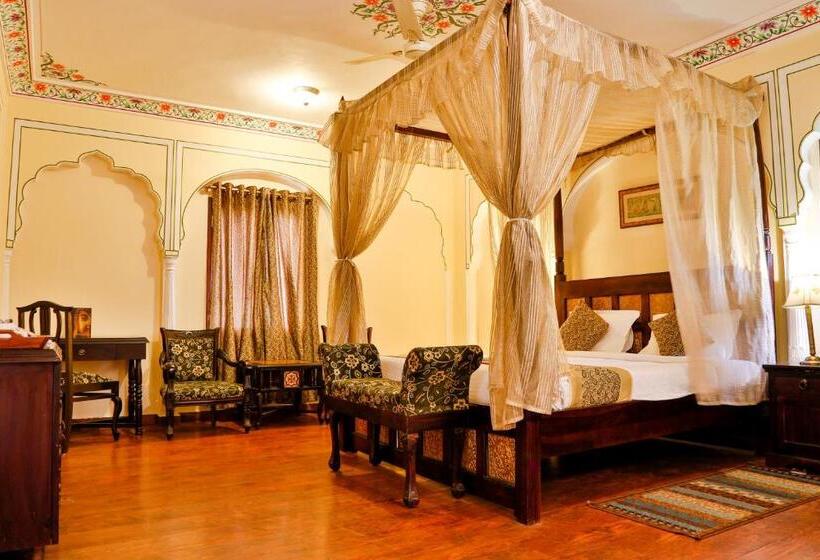 Номер Премиум, Welcomheritage Traditional Haveli