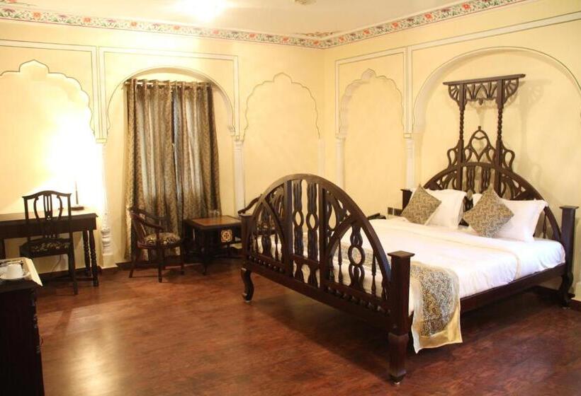 Номер Премиум, Welcomheritage Traditional Haveli