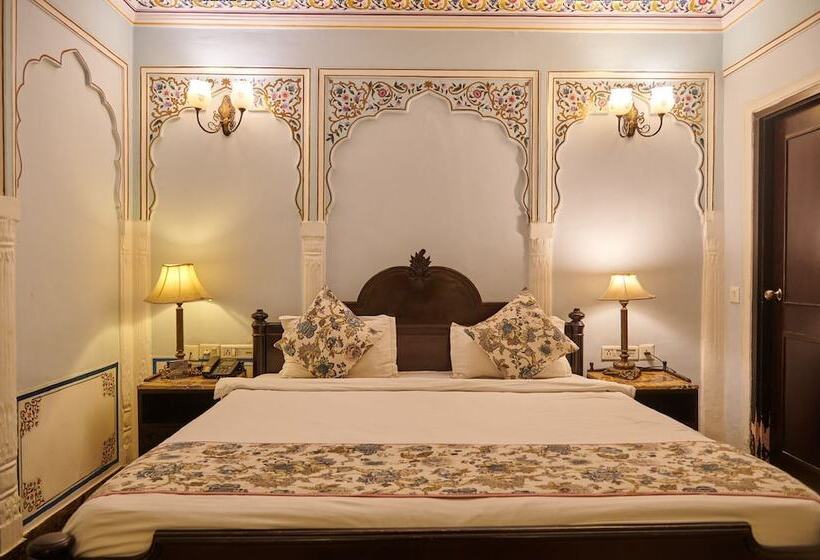 Camera Deluxe, Welcomheritage Traditional Haveli