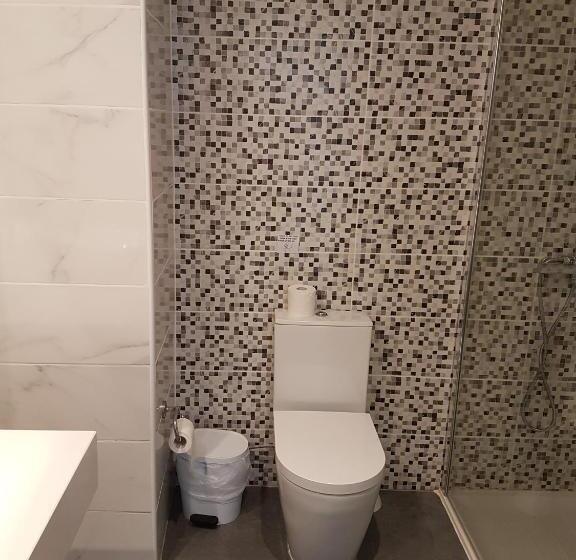 غرفة عائلية مطلّة علي البحر, Melini Hotel Suites