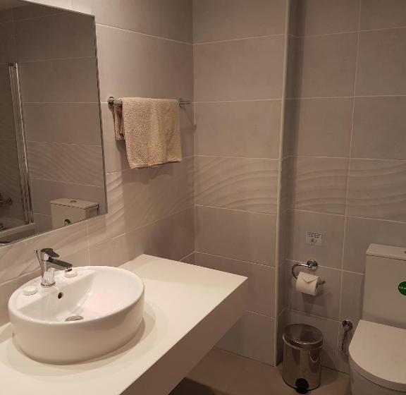 إستوديو قياسى داخلى, Melini Hotel Suites