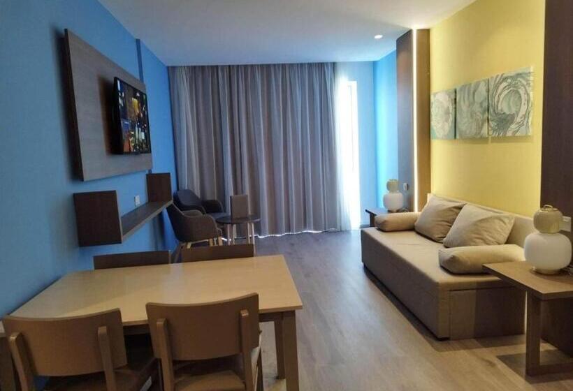 جناح جونيور, Melini Hotel Suites