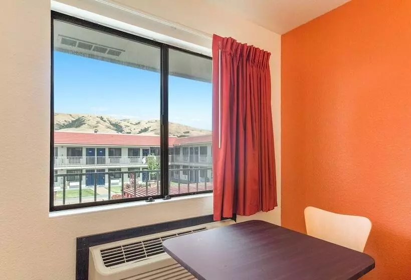 ２ダブルベッドのスタンダードルーム, Motel 6 Fremont, Ca  South