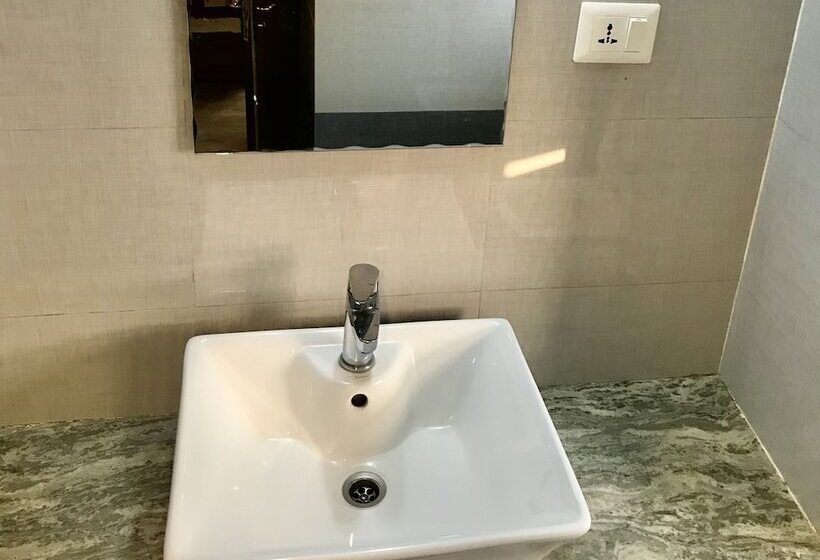 اتاق استاندارد, Shiva Guest House