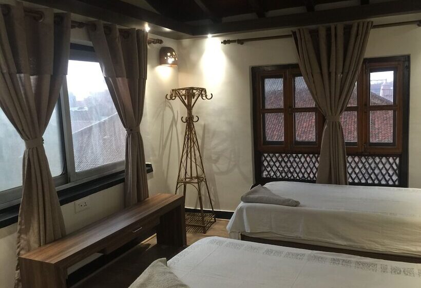اتاق استاندارد, Shiva Guest House