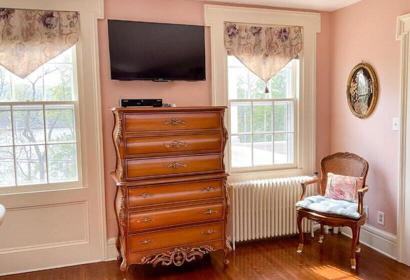 חדר סטנדרט עם מיטת קינג, The Harbor Rose