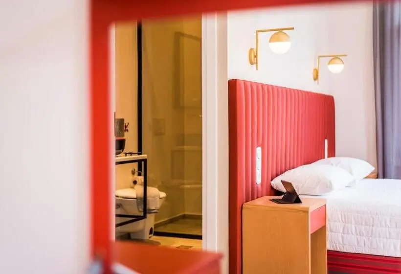 سوییت جونیور با بالکن, Thejoy City Suites