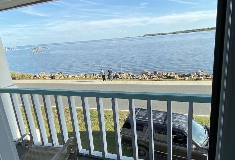 Romantische Kamer met Uitzicht op Zee, Beach Front Motel Cedar Key