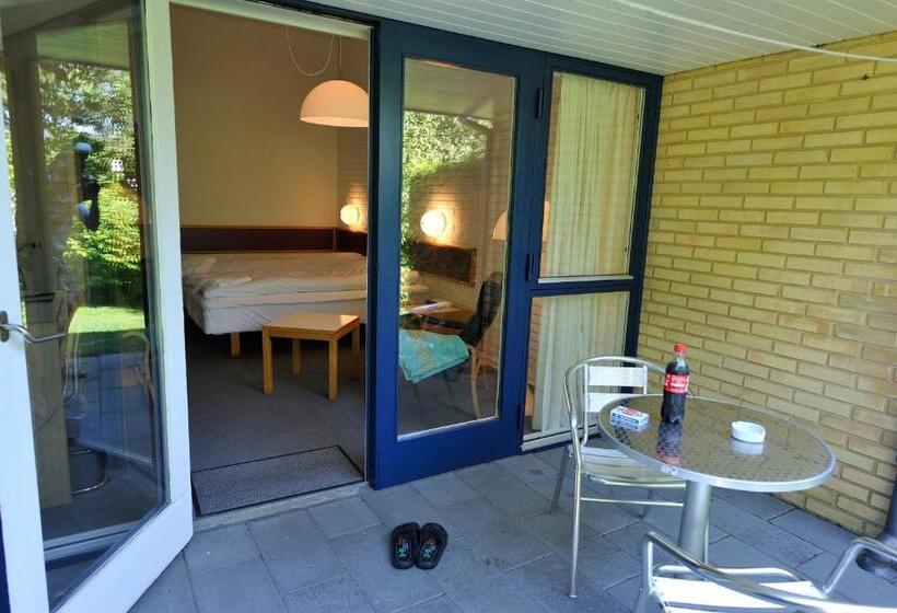 Номер Стандарт, Balka Strand