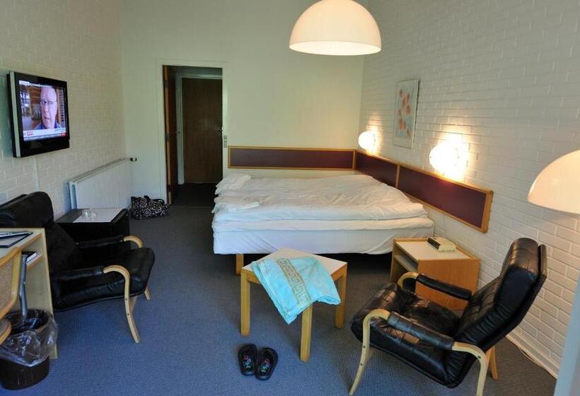 Номер Стандарт, Balka Strand