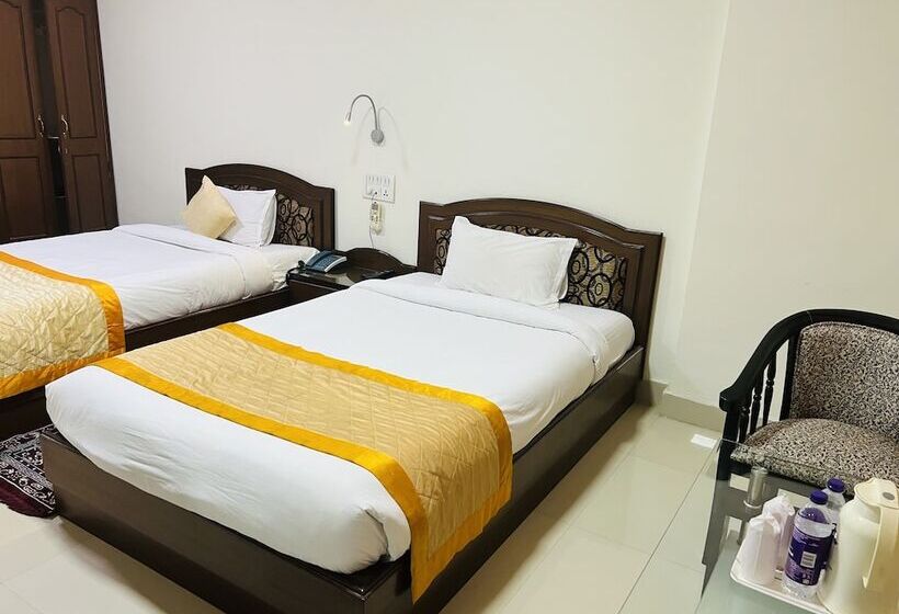 חדר דלוקס, Bodhgaya Regency