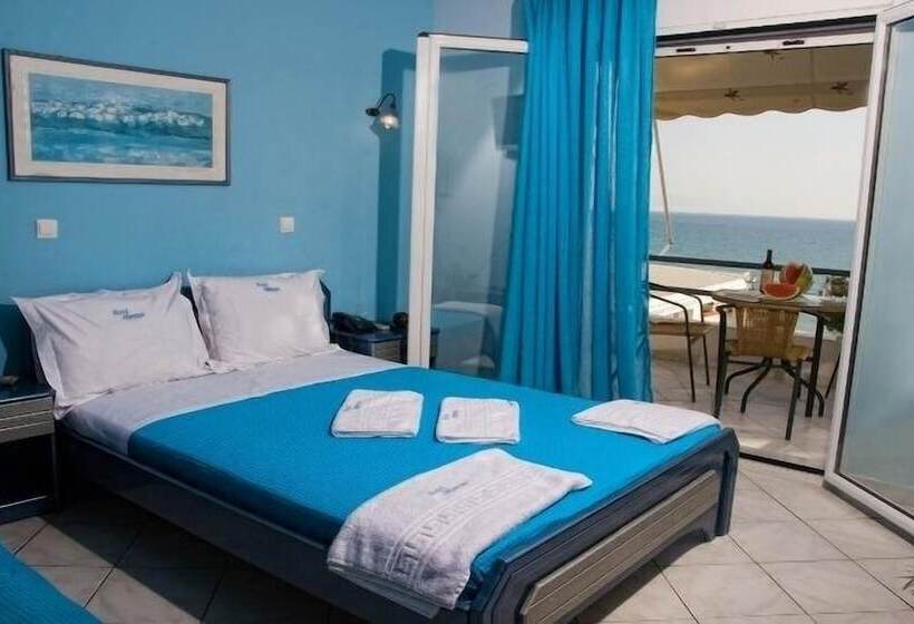 Quarto Triplo Estandar, Dimitra