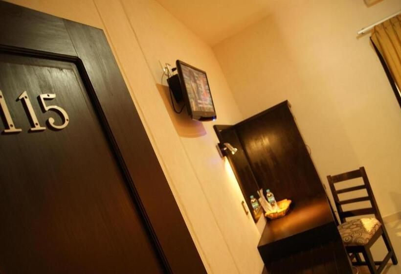 חדר סטנדרט עם מיטת קינג, Madrid