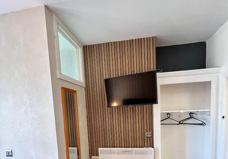 标准间, Marine Parade