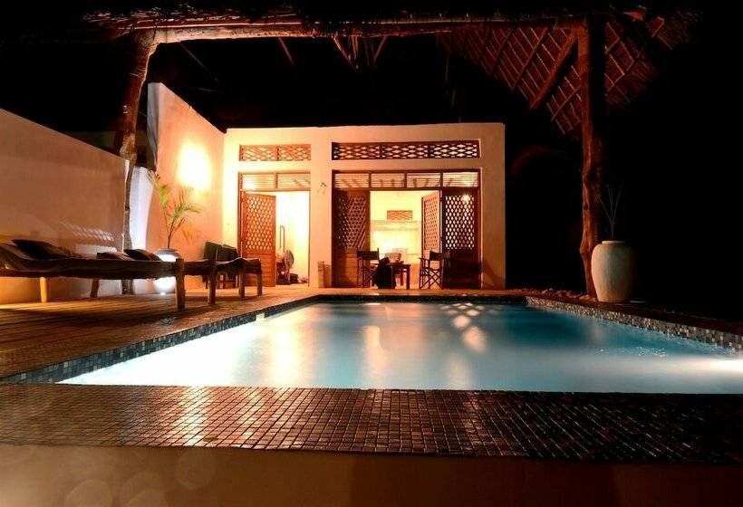 جناح مطلّ علي البحر, Pongwe Beach