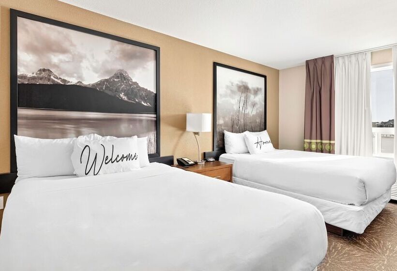 Номер Стандарт, Home Inn And Suites Lloydminster