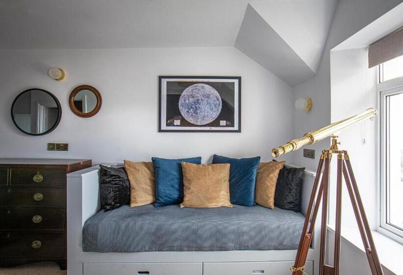 キングサイズベッドのスイートルーム, The Bath