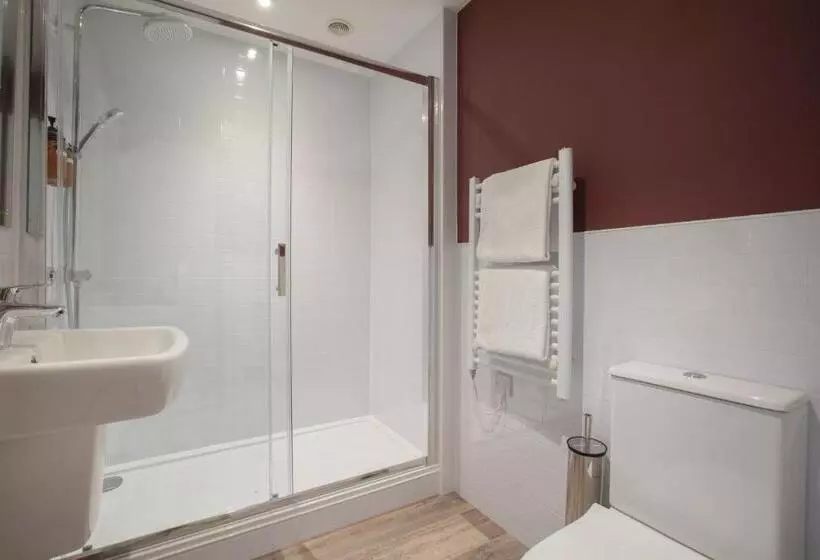 Chambre Standard, The Bath