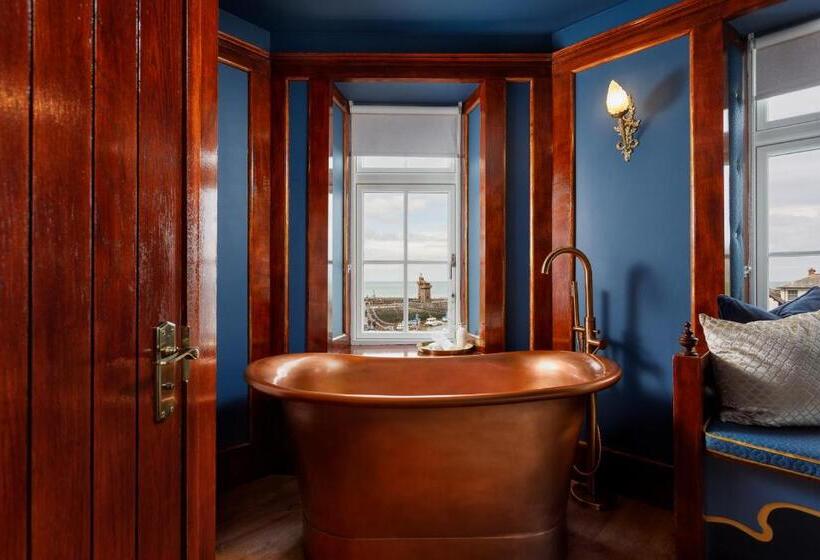 キングサイズベッドのスタンダードルーム, The Bath