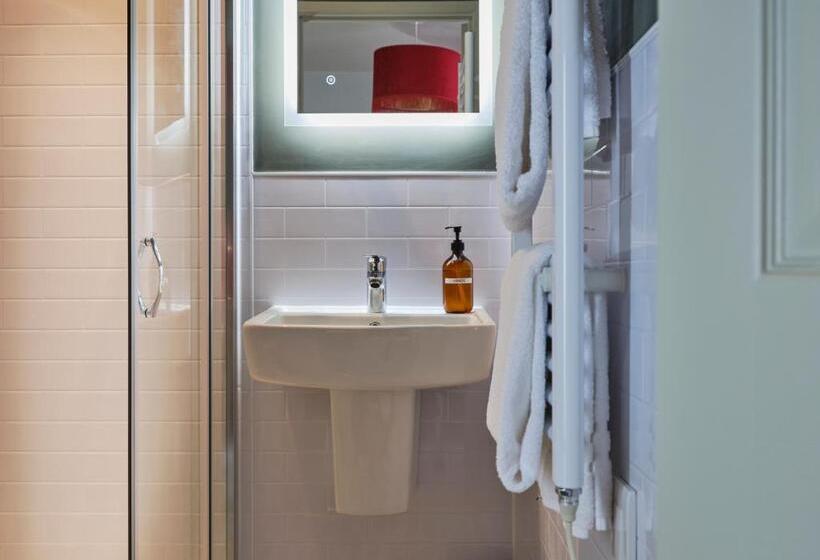 スタンダードルーム, The Bath