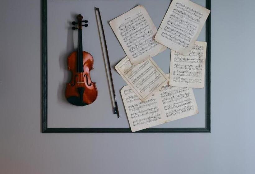 スタンダードルーム, The Bath