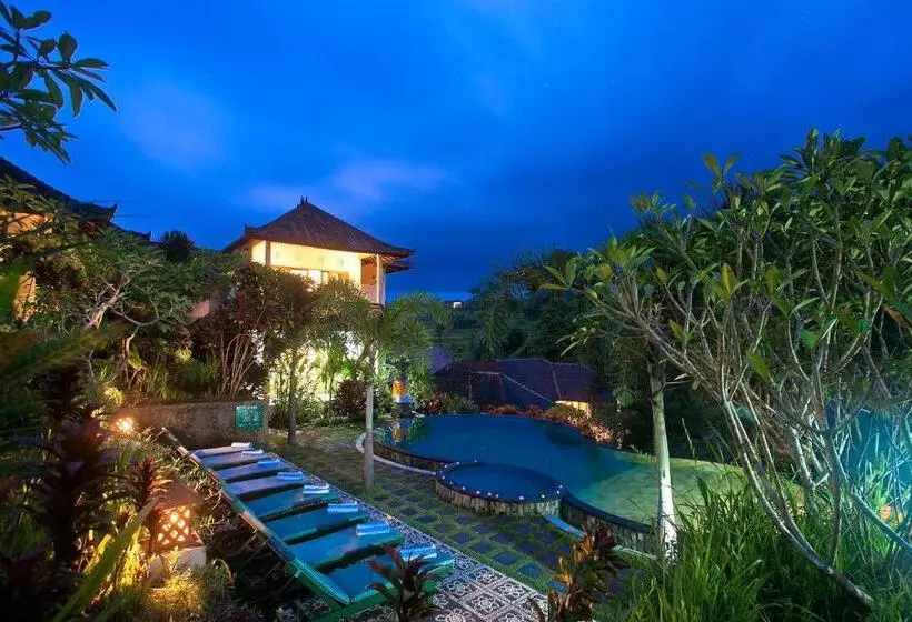 ファミリールーム, Uma Agung Villa