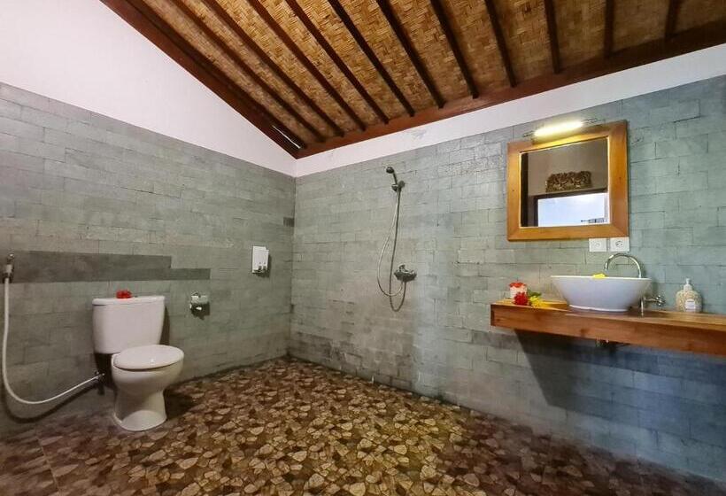 חדר משפחתי, Uma Agung Villa