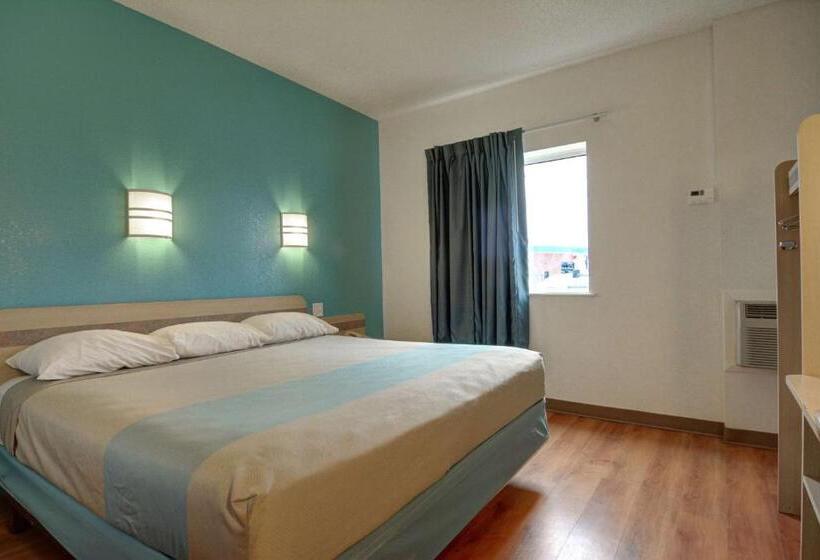 스탠다드 룸 킹사이즈 침대, Motel 6denison, Tx