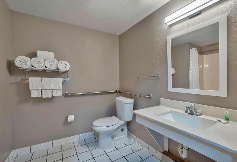 장애인을 위한 킹사이즈 침대 스탠다드 룸, Motel 6denison, Tx