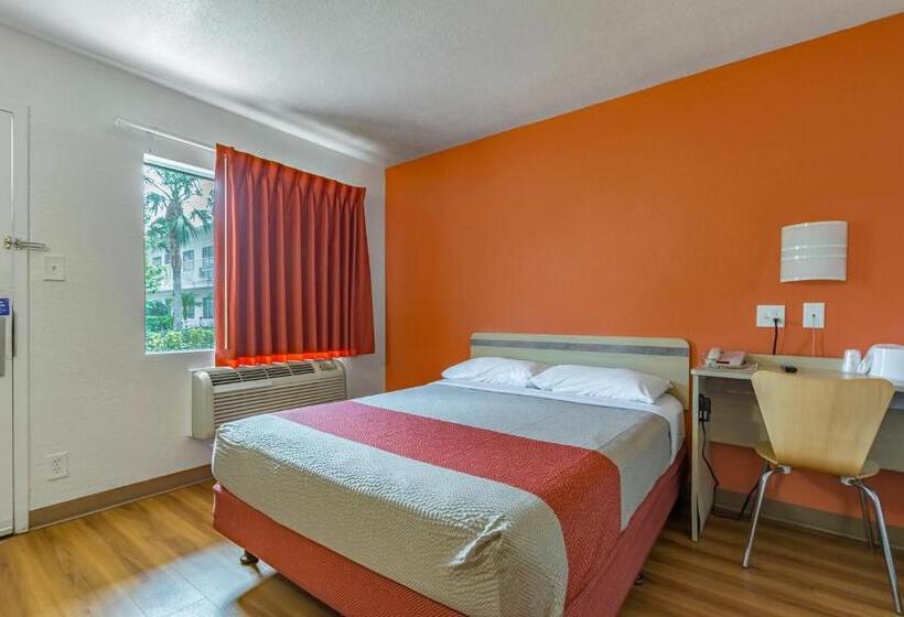 标准间, Motel 6 Ft. Pierce, Fl