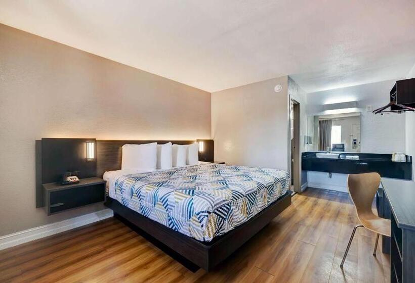 장애인을 위한 킹사이즈 침대 스탠다드 룸, Motel 6 North Little Rock, Ar Jfk Blvd