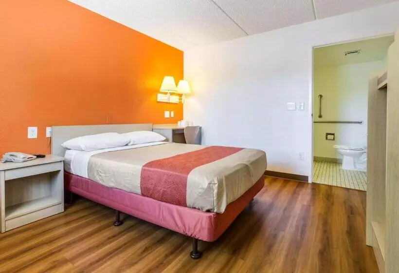 身障者適用スタンダードルーム, Motel 6 Tempe, Az Phoenix Airport Priest Dr