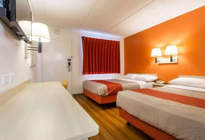 ２ダブルベッドのスタンダードルーム, Motel 6 Tempe, Az Phoenix Airport Priest Dr