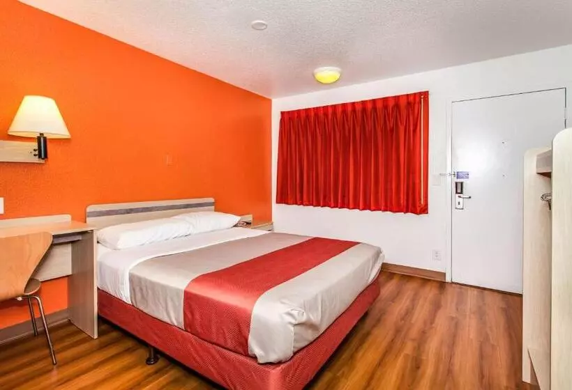 Standard-invahuone, Motel 6vacaville, Ca