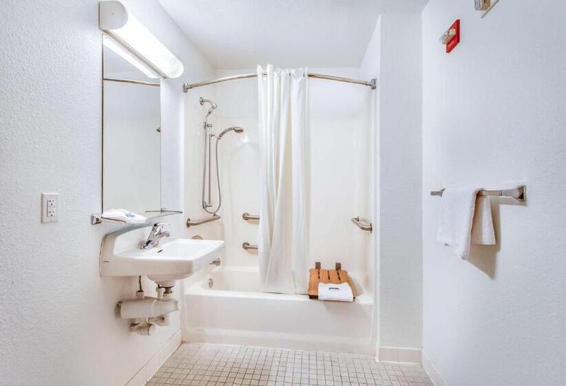 Номер Стандарт Адаптированный для Инвалидов, Motel 6vacaville, Ca