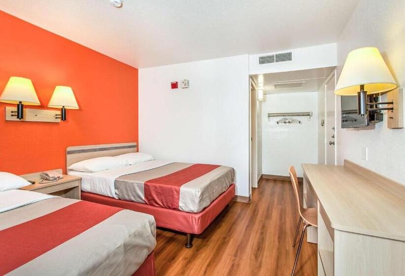 디럭스 4인 룸, Motel 6vacaville, Ca