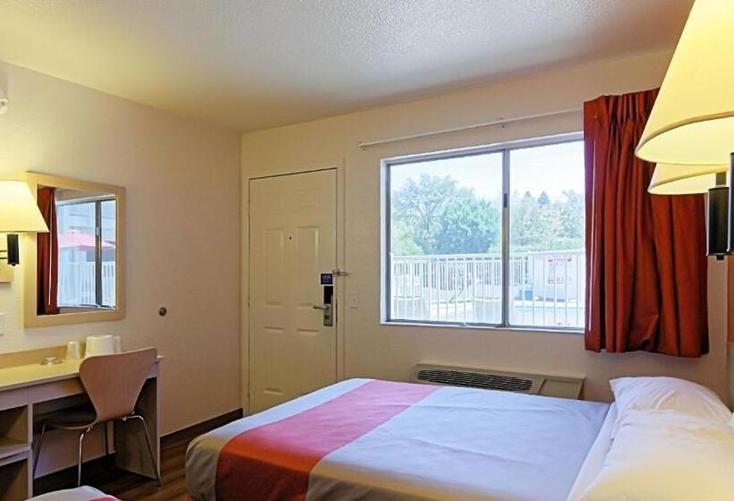 Quarto Deluxe, Motel 6 Chico, Ca