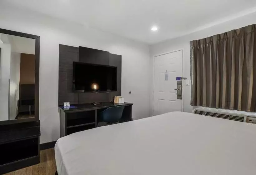 Standard Neljän Hengen Huone, Motel 6escondido, Ca