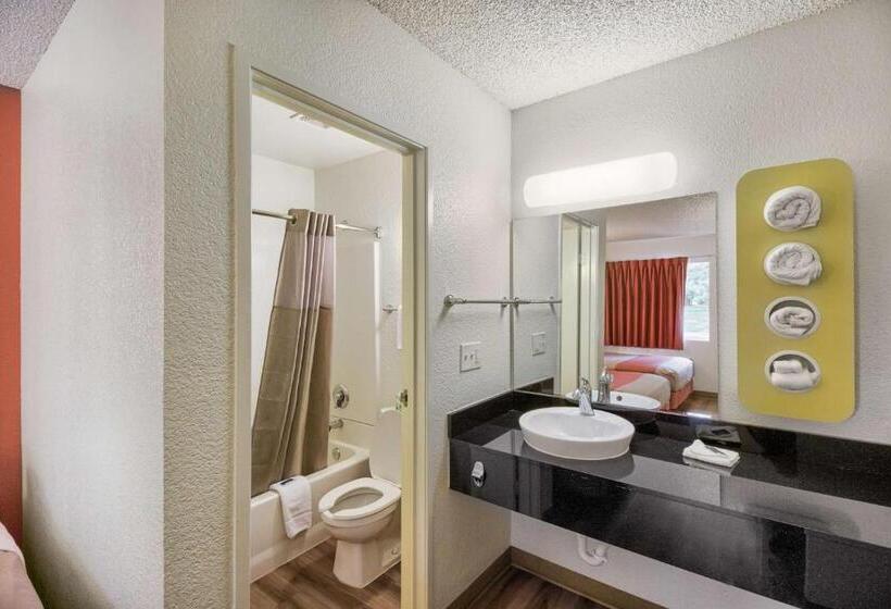 四人豪华间, Motel 6 Everett, Wa South