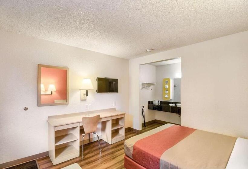 适合残疾人使用的标准间, Motel 6 Everett, Wa South