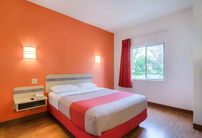 デラックスルーム, Motel 6joliet, Il Chicago I55