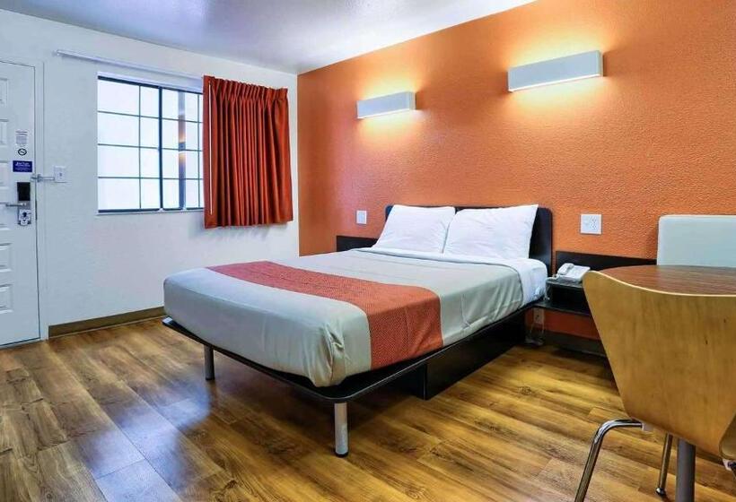 适合残疾人使用的标准间, Park Inn By Radisson, Petaluma
