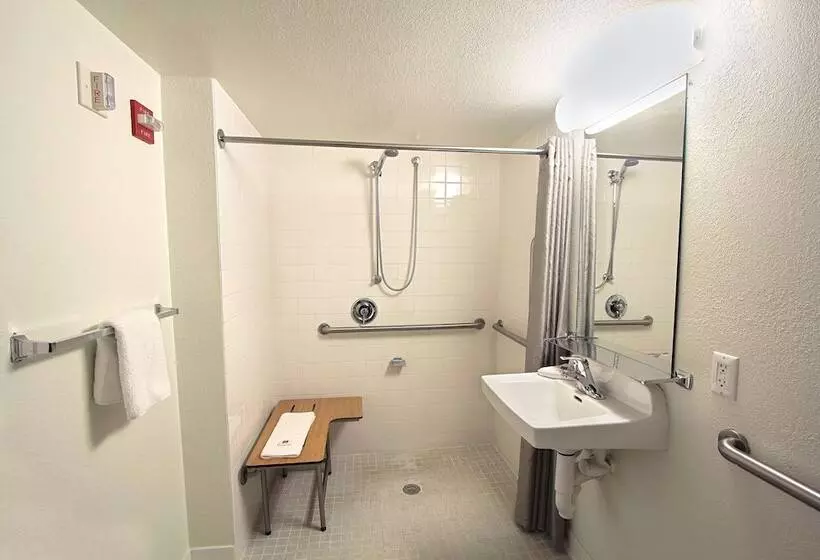 障害者適応デラックスルーム, Motel 6piscataway, Nj