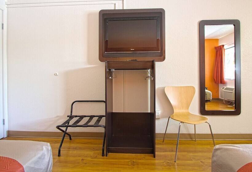 غرفة ديلوكس لذوى الاحتياجات الخاصة, Motel 6piscataway, Nj