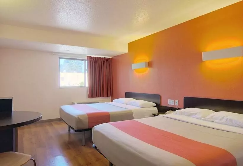 障害者適応デラックスルーム, Motel 6piscataway, Nj