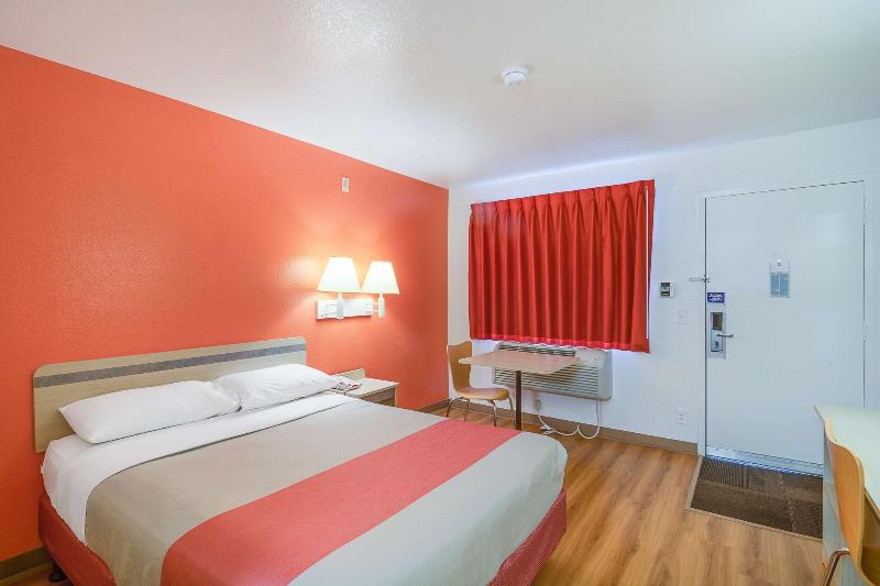 适合残疾人使用的标准间, Motel 6rolling Meadows, Il  Chicago Northwest