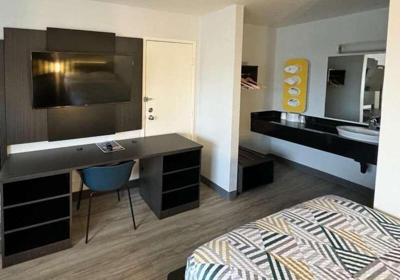 Номер Стандарт Адаптированный для Инвалидов, Motel 6rolling Meadows, Il  Chicago Northwest